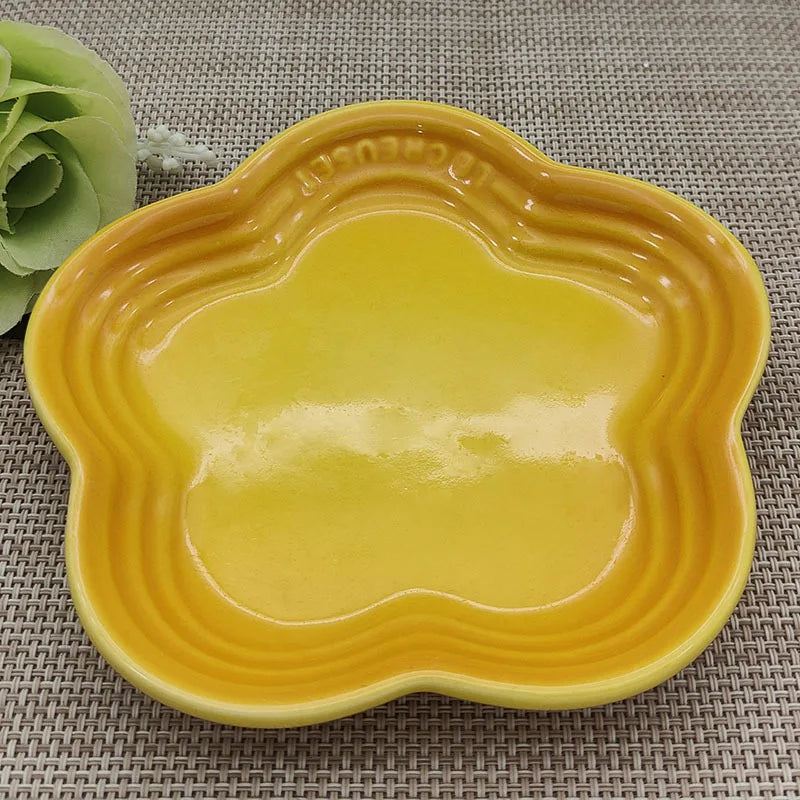 Plum Blossom Plate, 5.5 in, Ceramic
